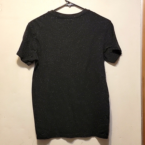 Captain Marvel T-Shirt - Picture 2 of 3